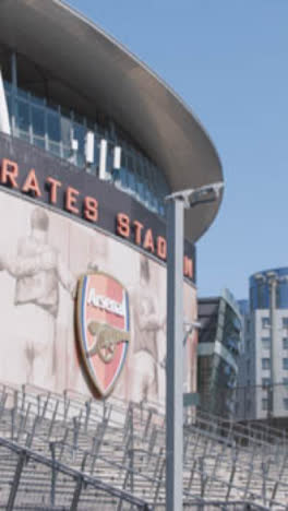 Video-Vertical-El-Estadio-De-Los-Emiratos-Local-Club-De-Fútbol-Del-Arsenal-Londres-2